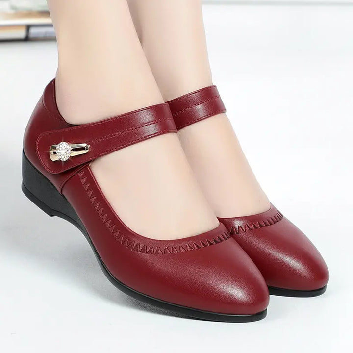 Claudia - Elegant Mid-Heel Shoes