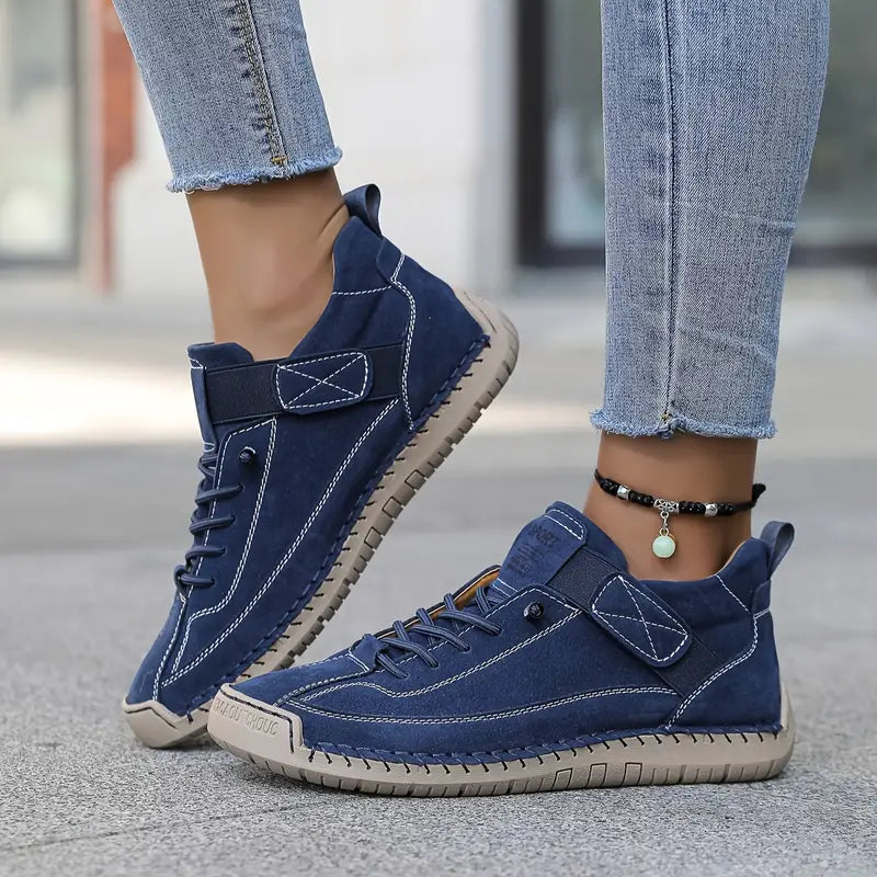Gisela - Comfortable orthopedic shoes with a leather effect