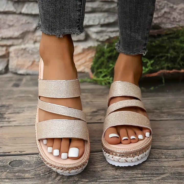 Sabela - Elegant golden wedge sandals