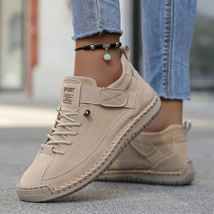 Gisela - Comfortable orthopedic shoes with a leather effect
