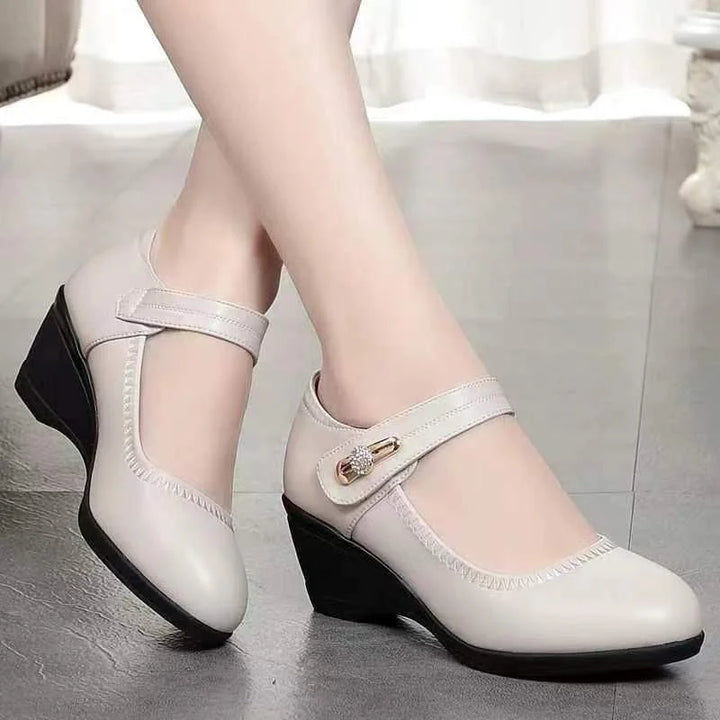 Claudia - Elegant Mid-Heel Shoes