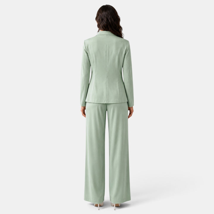 Traje Mujer de Seda con Cinturón