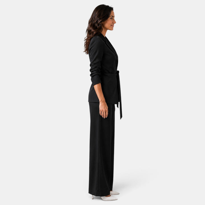 Traje Mujer de Seda con Cinturón
