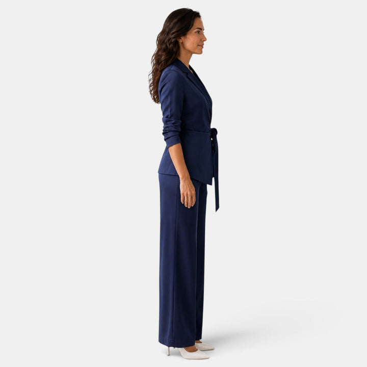 Traje Mujer de Seda con Cinturón