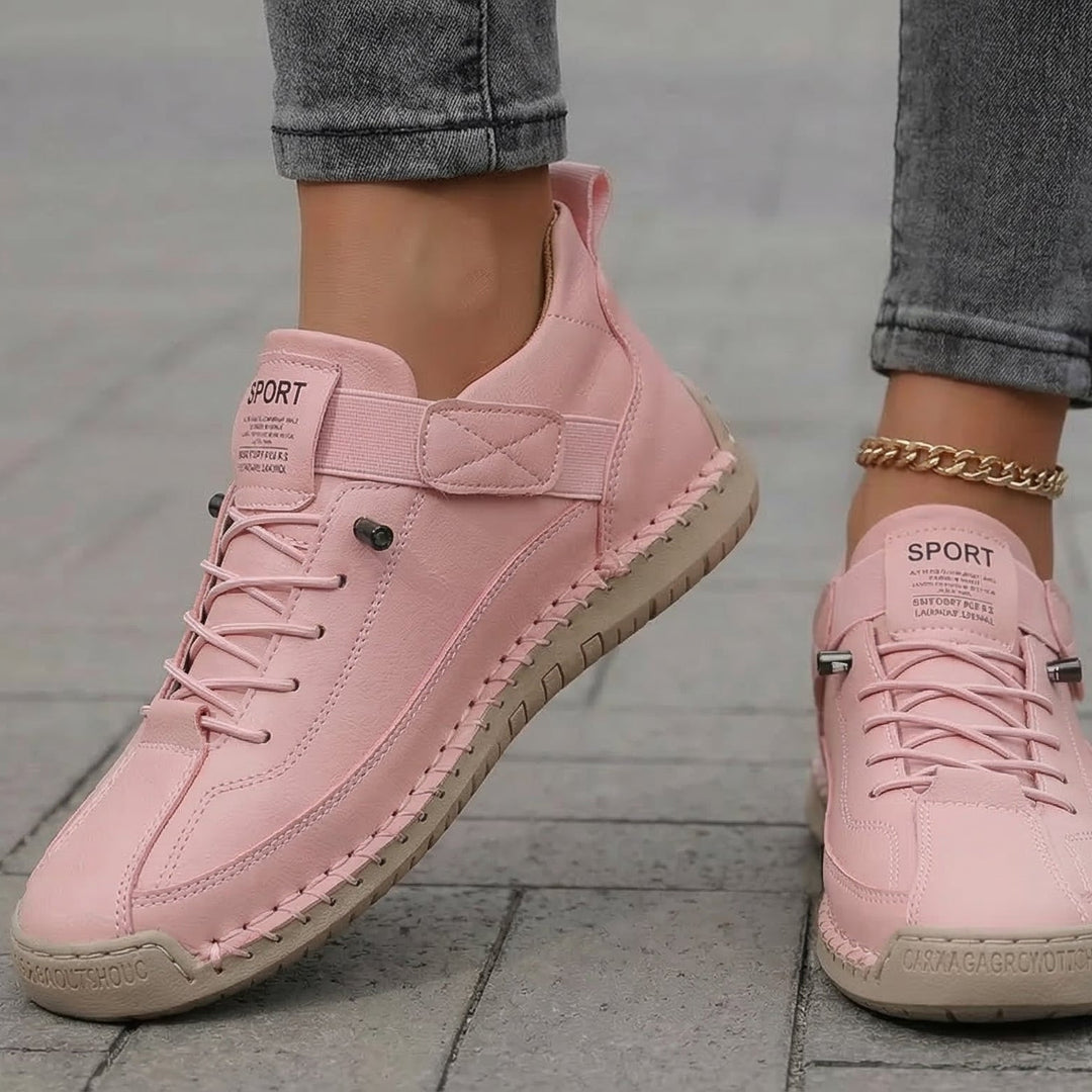 Gisela - Comfortable orthopedic shoes with a leather effect