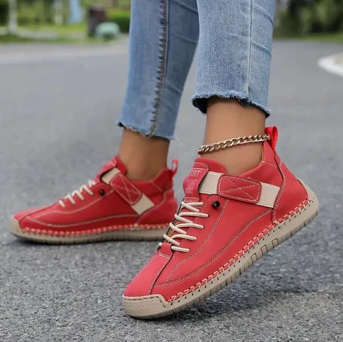 Gisela - Comfortable orthopedic shoes with a leather effect