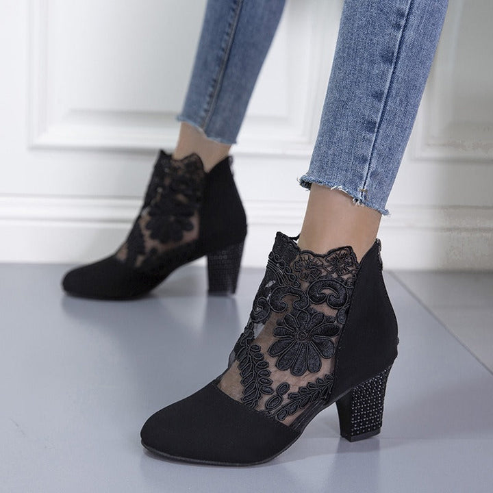 Isabel - Tacones altos de encaje