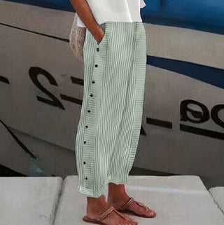 Salma - Pantalón recto de rayas con botones laterales