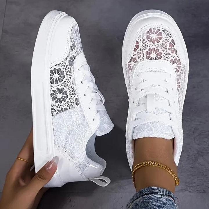 Camila - Elegant lace sneakers