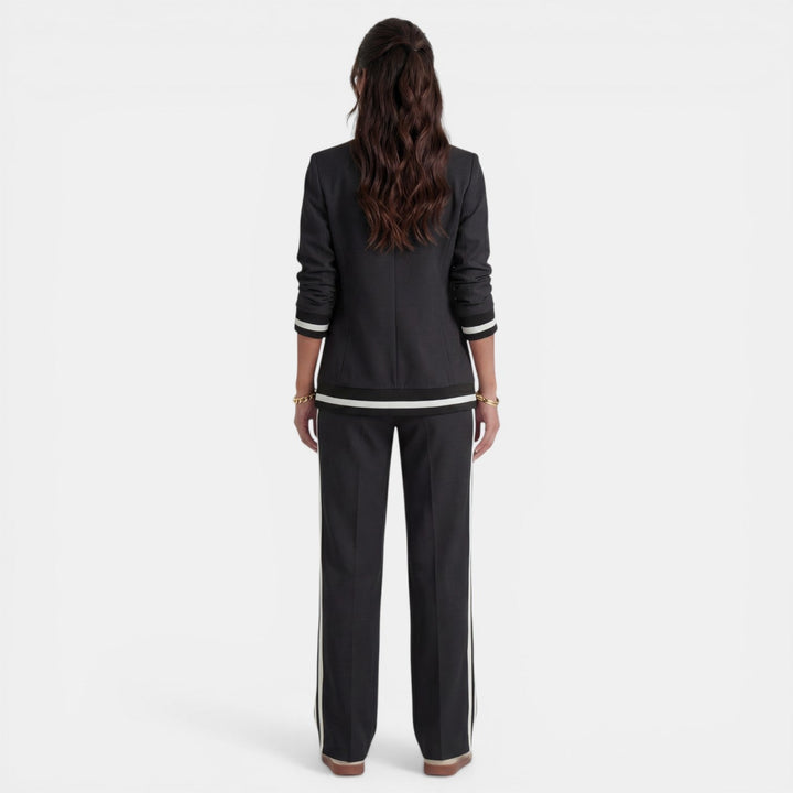 Conjunto Mujer Blazer y Pantalón Ancho