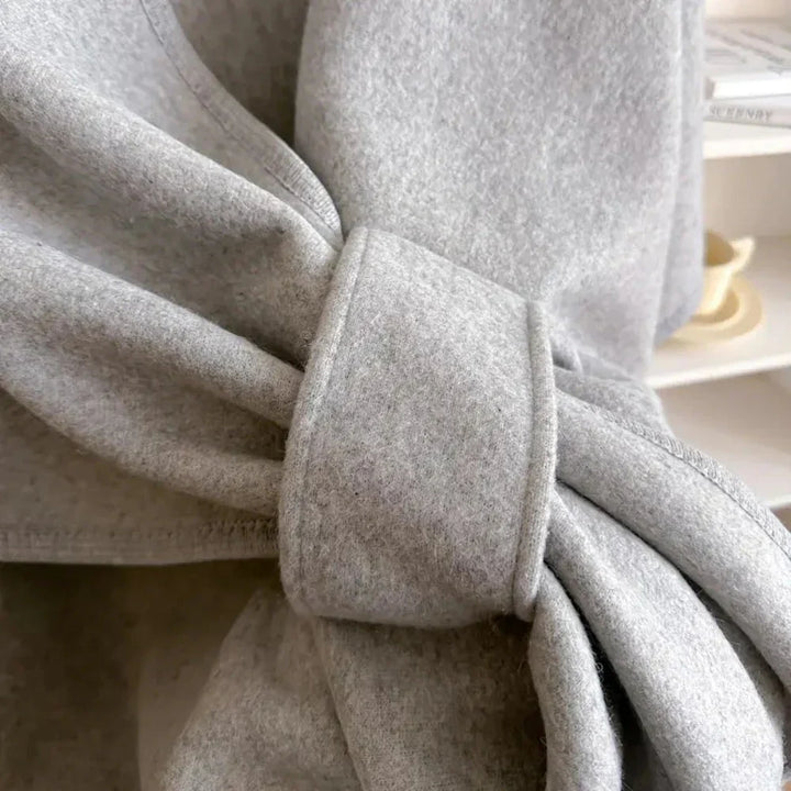Olea - Elegant poncho scarf