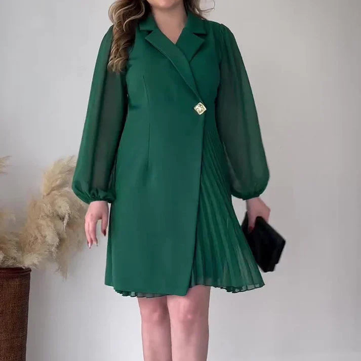 Jimena - Vestido con solapas con diseño plisado