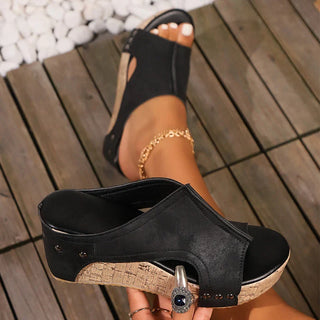 Vanesa - Sandalias de cuña con tachuelas