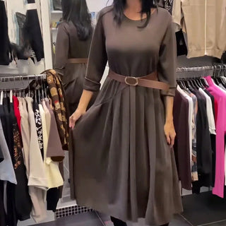 Mara – Vestido casual con escote redondo
