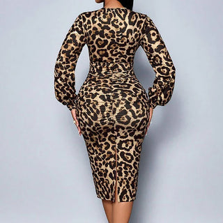 Selena – Vestido midi de leopardo con encaje y escote en V
