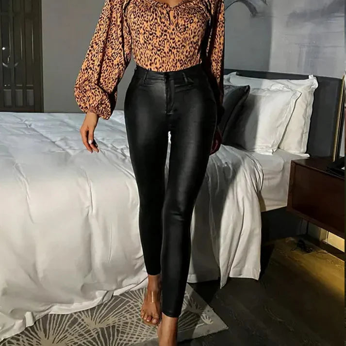 Victoria - Pantalones ajustados efecto piel de cintura alta