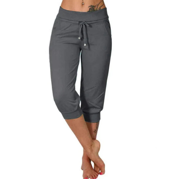 Lía - Pantalón capri ajustado de cintura alta