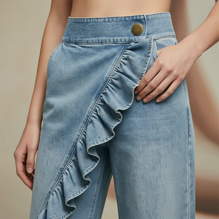 Violeta - Pantalones vaqueros asimétricos con volante y pierna ancha